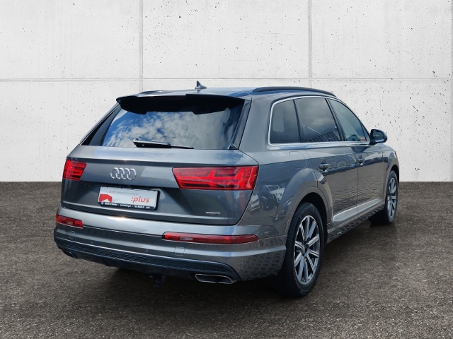 Q7 3.0 TDI quattro S-line Sitzbel. AHK