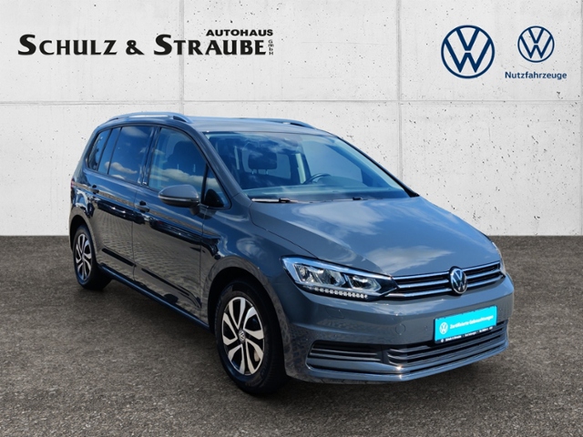 Touran 2.0 TDI Active  Rear View Light Assist AC