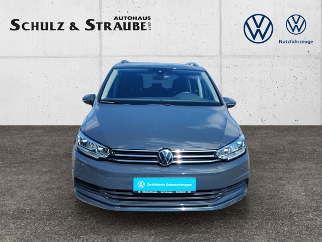 Touran 2.0 TDI Active  Rear View Light Assist AC