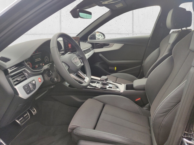 A4 Avant S line 40 TFSI quattro MATRIX