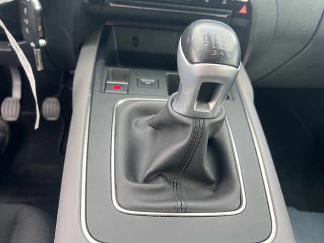 C5 Aircross 1.2 PureTech 130 Live TEMPO SIHZ