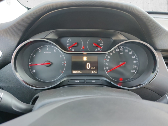 Crossland X 1.2 Turbo INNOVATION Start/Stop Rück