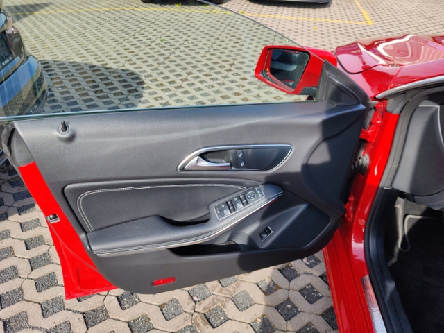 CLA 200 Shooting Brake Urban LED NAVI ATTENTION 