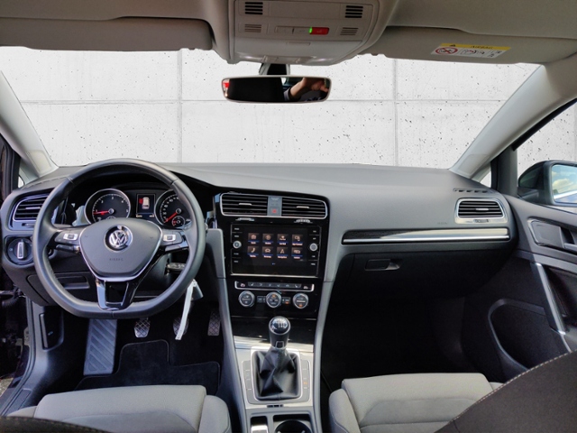 Golf VII 2.0 TDI Highline R-Line  Rear View, Lig