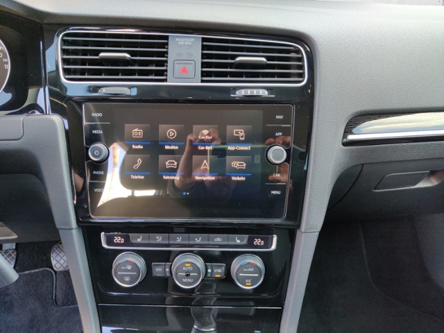Golf VII 2.0 TDI Highline R-Line  Rear View, Lig