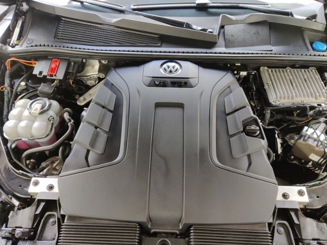 Touareg 3.0 V6 TDI Elegance  4Motion Rear View L
