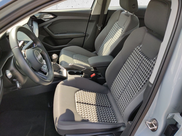 A1 25 Sportback 1.0 TFSI advanced