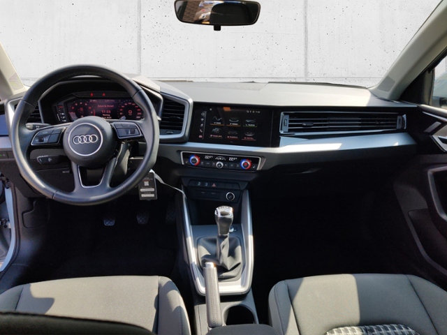 A1 25 Sportback 1.0 TFSI advanced