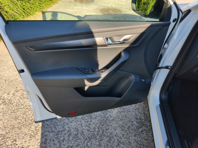 Karoq 1.5 TSI Sportline LED STHZ