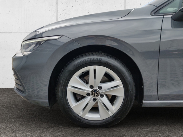 Golf VIII 2.0 TDI Life Front Assist Lane Assist 