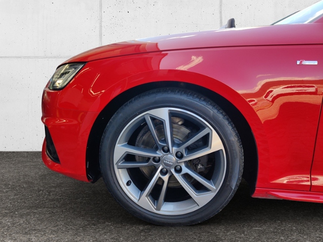 A4 35 TFSI Avant sport  S-Line Matrix AHK