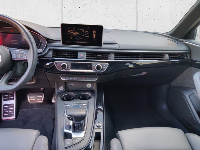 A4 35 TFSI Avant sport  S-Line Matrix AHK