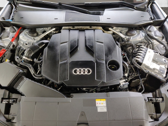 A6 Avant  S line 50 TDI quattro Matrix AHK PANO