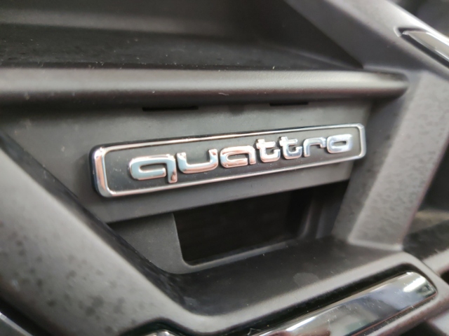 A6 Avant  S line 50 TDI quattro Matrix AHK PANO