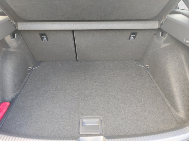 Taigo Life 1,0 TSI 85 kW DSG KLIMA LED NAVI