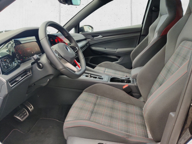 Golf VIII 2.0 TSI GTI  Park Assist, LED-Plus, AC