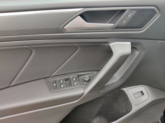 Tiguan Allspace 2.0 TSI R-Line 4Motion Lane Assi