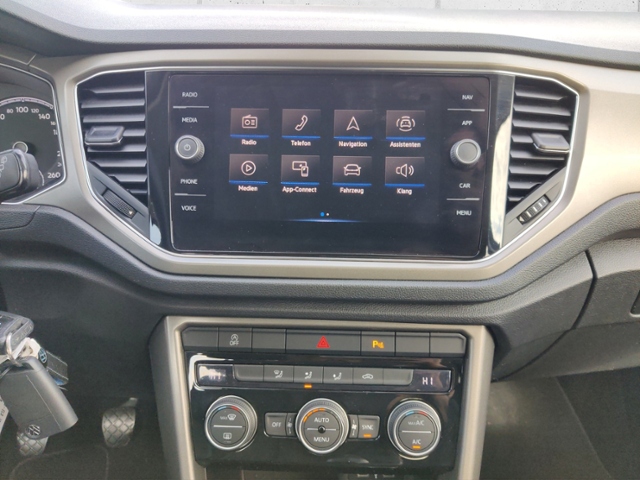 T-Roc 1.0 TSI Style  LED Ausparkassistent ACC PD