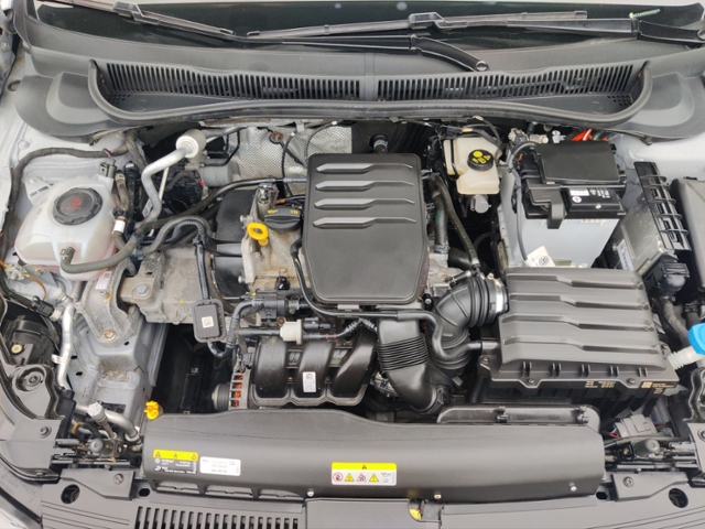 Polo 1.0  Basis KLIMA LED Lane Assist Sitzheizun