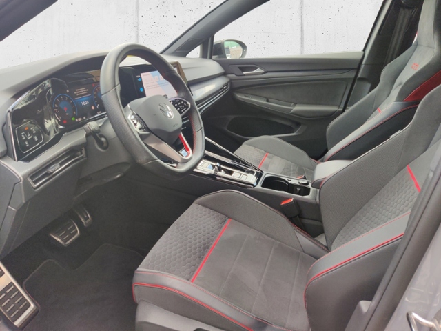 Golf VIII 2.0 TSI GTI Clubsport  Rear View DCC L