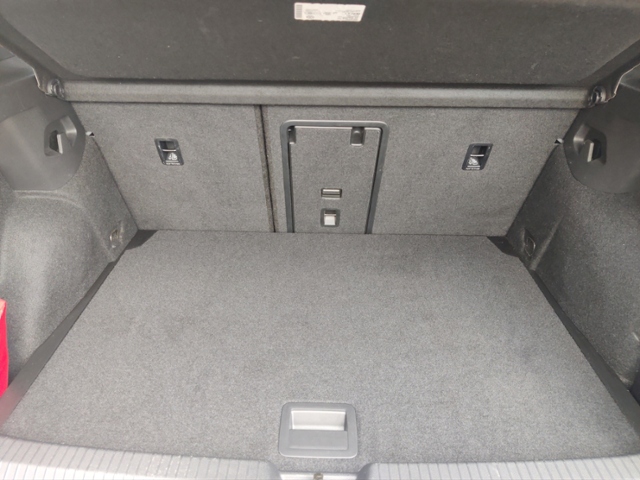 Golf VIII 2.0 TSI GTI Clubsport  Rear View DCC L