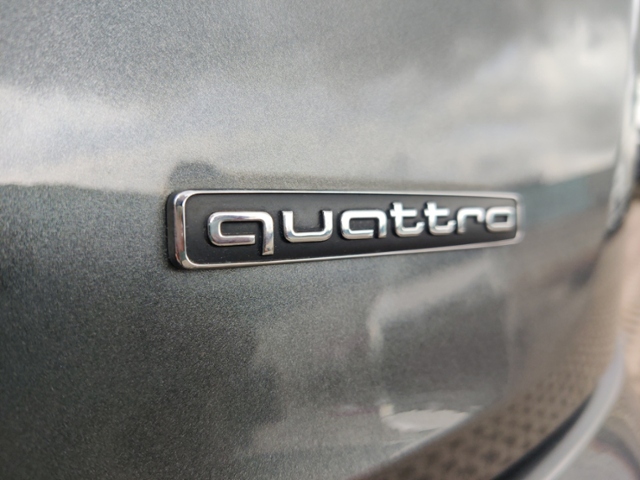 Q5 50 2.0 TFSI e quattro S line  AHK