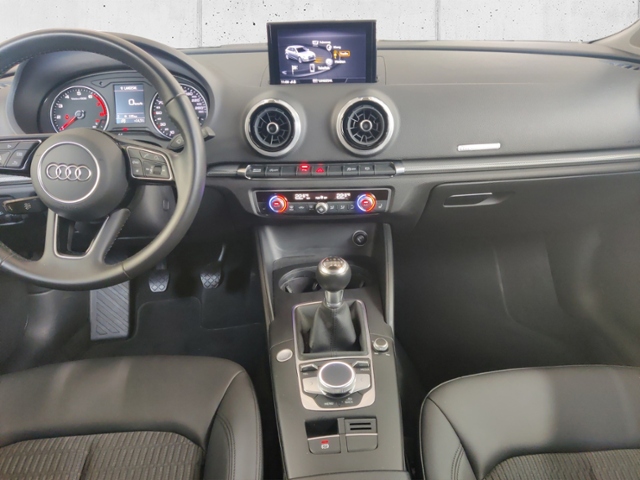 A3 Sportback 35 TFSI design  XENON LEDER AHK