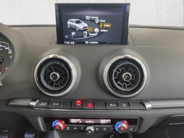 A3 Sportback 35 TFSI design  XENON LEDER AHK