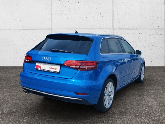 A3 Sportback 35 TFSI design  XENON LEDER AHK
