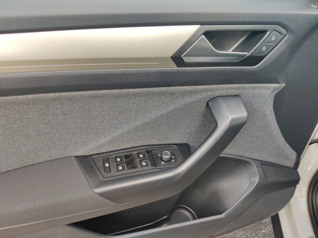 T-Roc 1.0 TSI Move  Park Assist LED Sitzheizung