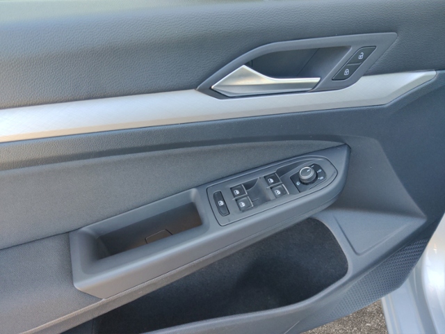 Golf VIII 2.0 TDI Life  LED Lenkradheizung Lane 