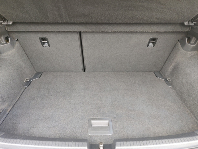 Polo 1.0  Basis KLIMA LED Lane Assist Sitzheizun