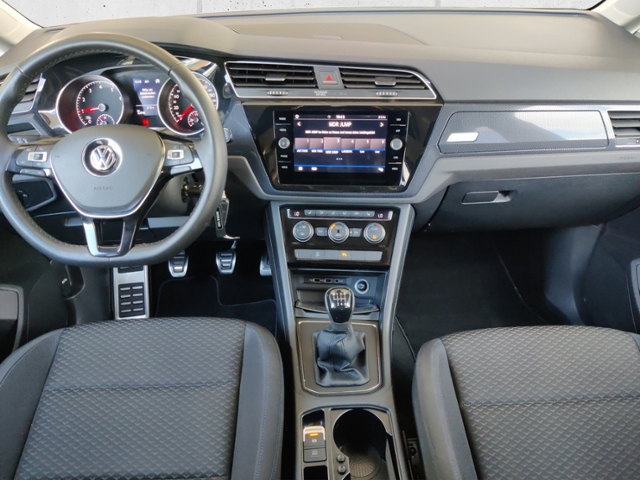 Touran 1.5 TSI United  LED ACC PDC NAVI AHZ