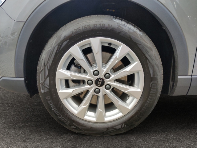 Q3 40 2.0 TFSI quattro  MATRIX RFK