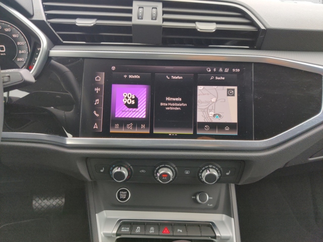 Q3 40 2.0 TFSI quattro  MATRIX RFK