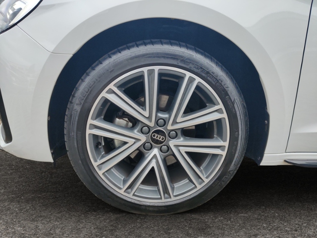 A1 30 Sportback 1.0.TFSI  LED ACC