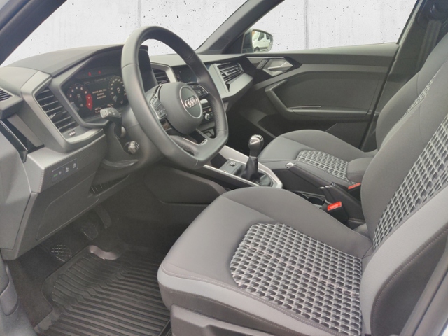 A1 30 Sportback 1.0.TFSI  LED ACC