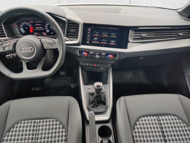 A1 30 Sportback 1.0.TFSI  LED ACC