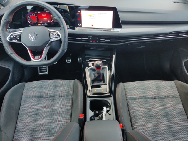 Golf VIII 2.0 TSI GTI  Rear View Dynamic Light A