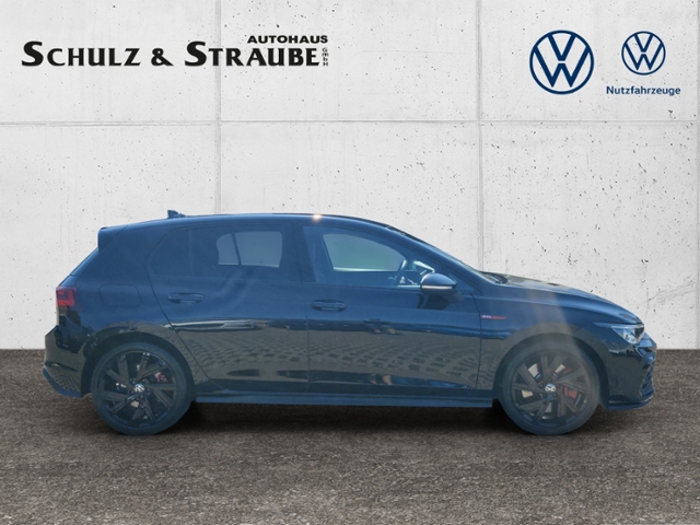 Golf VIII 2.0 TSI GTI  Rear View Dynamic Light A