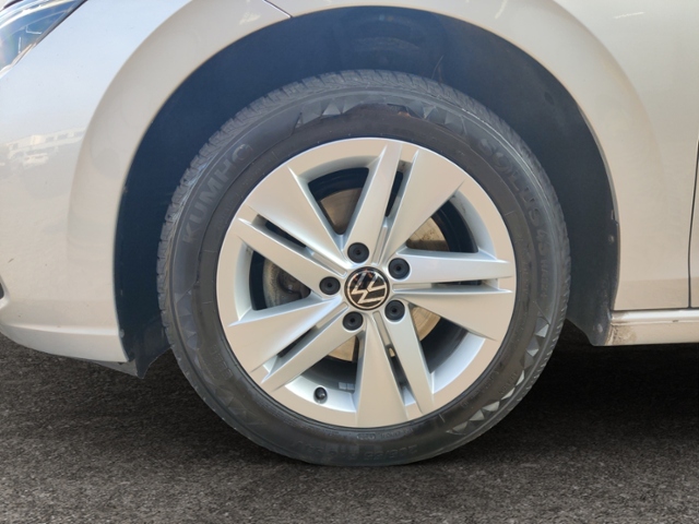 Golf VIII 2.0 TDI Life Lane Assist Lenkradheizun