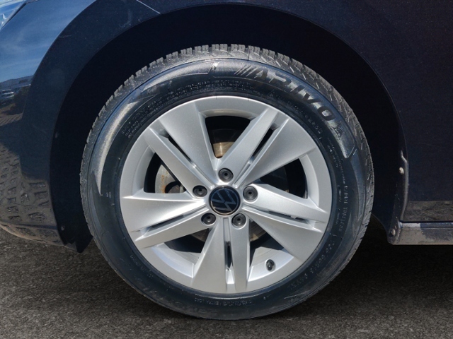 Golf VIII 1.5 TSI Life (EURO 6d) KLIMA LED ALU