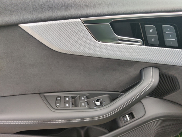 RS 4 Avant 2.9 TFSI quattro  Keramik B&O