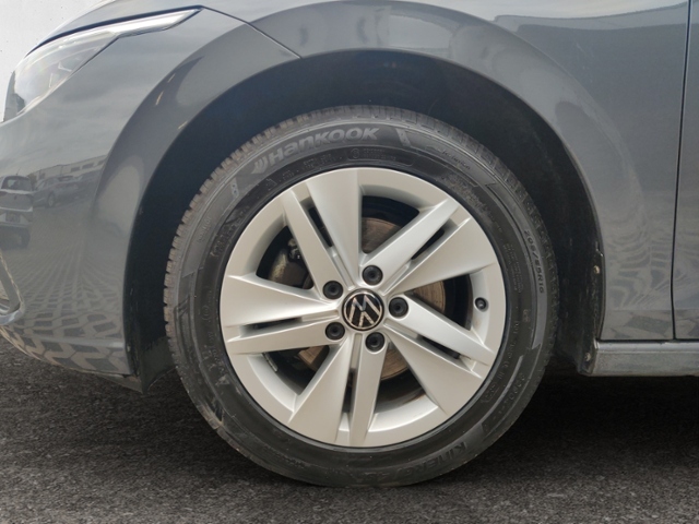Golf VIII 1.5 TSI Life Lane Assist LED PDC