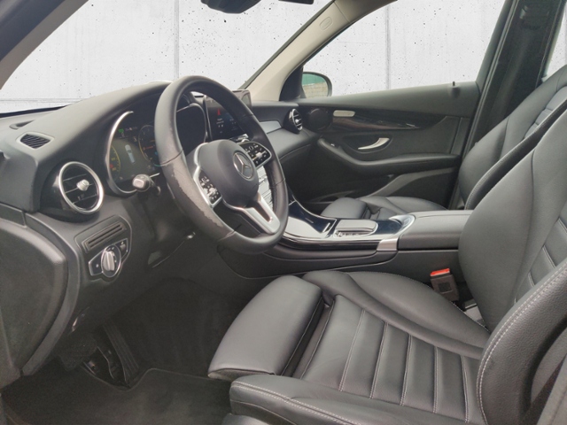 GLC 300 de 4Matic  LED HEAD-UP DISPLAY Panoramad