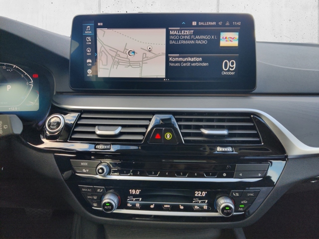530 i xDrive  BMW Live Cockpit Professional LED