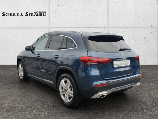 GLA 250 Progressive 4Matic  LED NAVI LEDER ALU