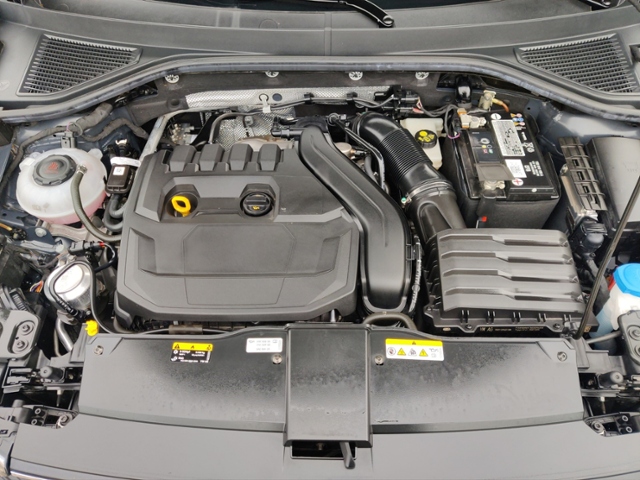 T-Roc 1.5 TSI Sport (EURO 6d) KLIMA LED NAVI ALU
