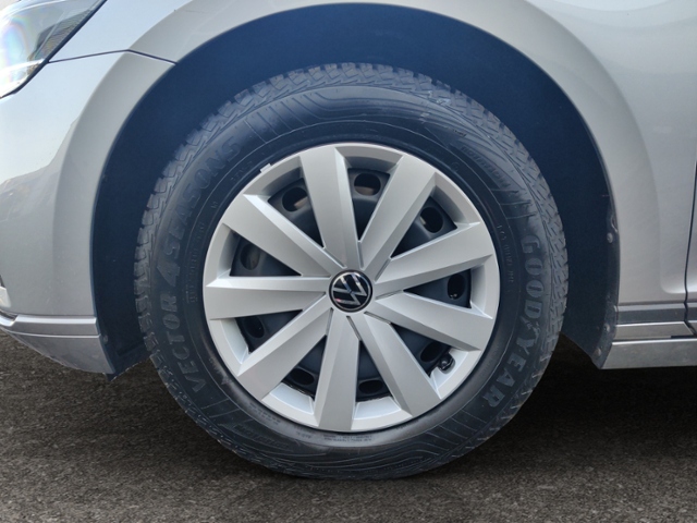 Passat Variant 2.0 TDI Light Assist Navigationss