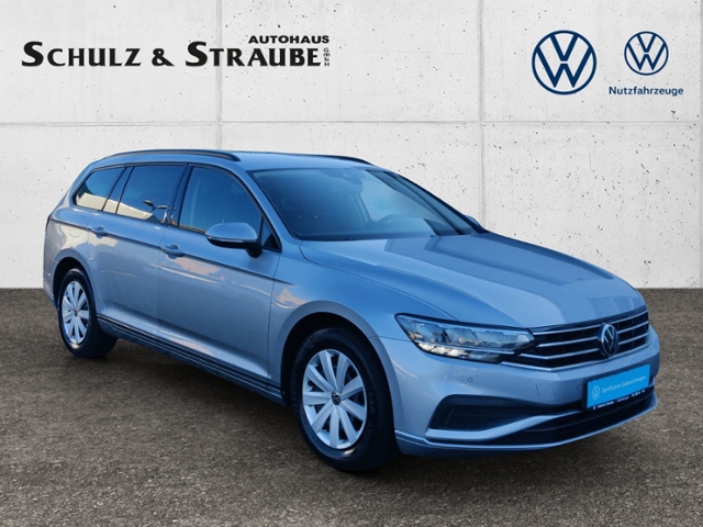 Passat Variant 2.0 TDI Light Assist Navigationss